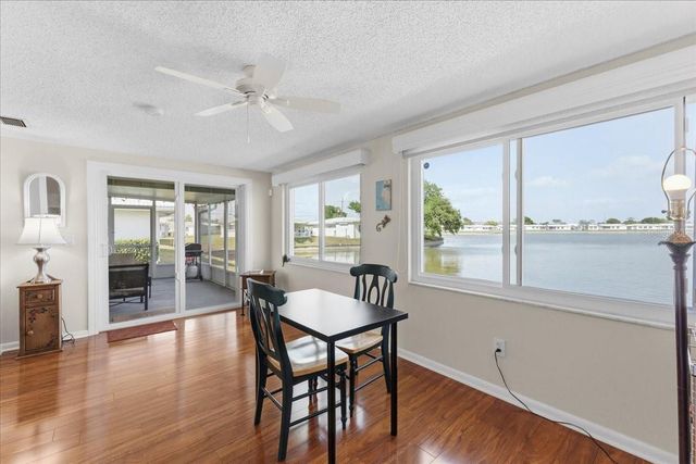 9875 MAINLANDS BOULEVARD W, Pinellas Park, FL 33782