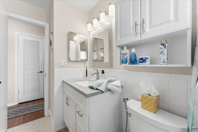 9875 MAINLANDS BOULEVARD W, Pinellas Park, FL 33782