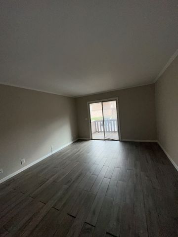 370 Wallace Rd Apt D13, Nashville, TN 37211