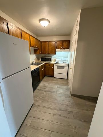 370 Wallace Rd Apt D13, Nashville, TN 37211