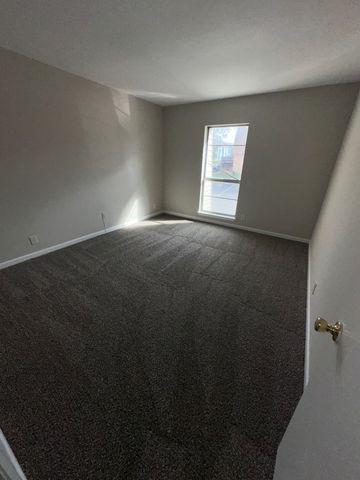 370 Wallace Rd Apt D13, Nashville, TN 37211