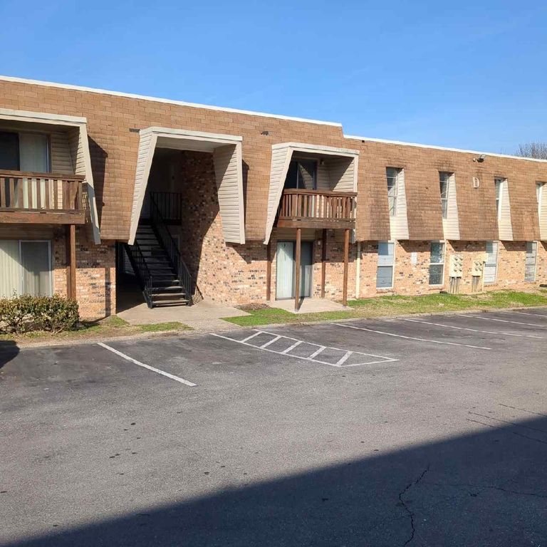 370 Wallace Rd Apt D13, Nashville, TN 37211