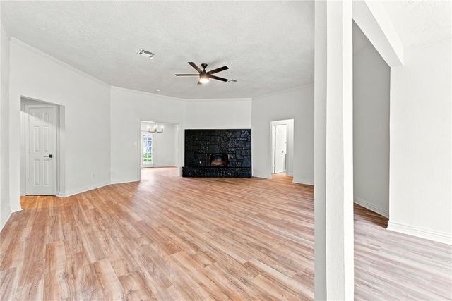 8029 NW 89th Street, Oklahoma City, OK 73132
