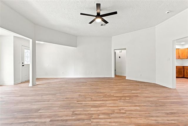 8029 NW 89th Street, Oklahoma City, OK 73132