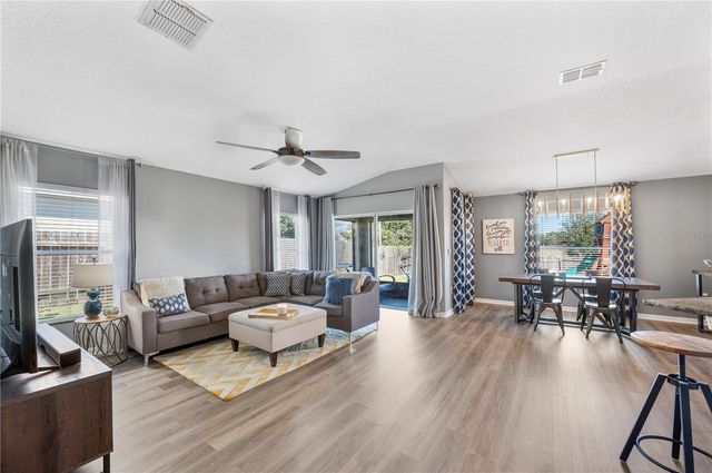 2439 HAMLET CIRCLE, Lakeland, FL 33810