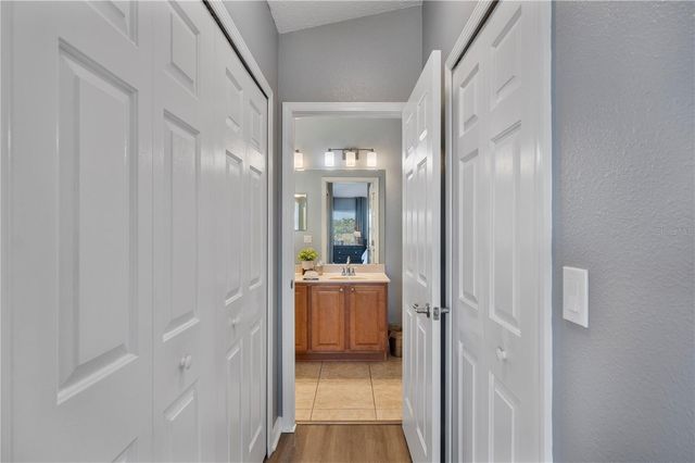 2439 HAMLET CIRCLE, Lakeland, FL 33810