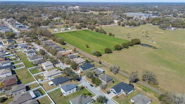 2439 HAMLET CIRCLE, Lakeland, FL 33810