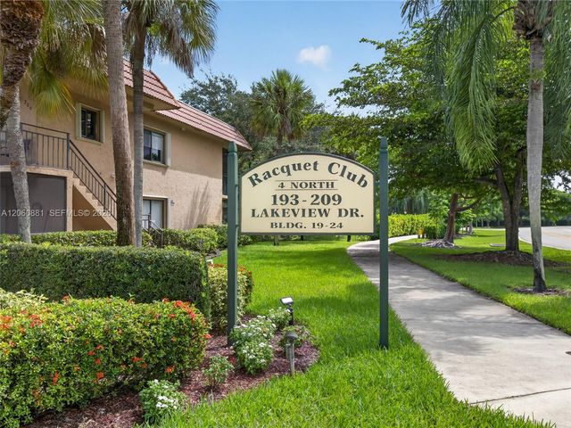 205 Lakeview Dr 103, Weston, FL 33326