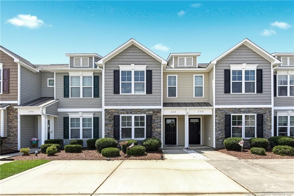 142 Collinwood Drive 821, Raeford, NC 28376