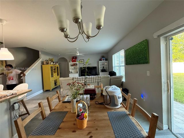 1874 HICKORY BLUFF RD, Kissimmee, FL 34744