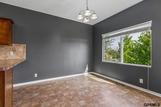 20715 Locust Street, Gretna, NE 68028