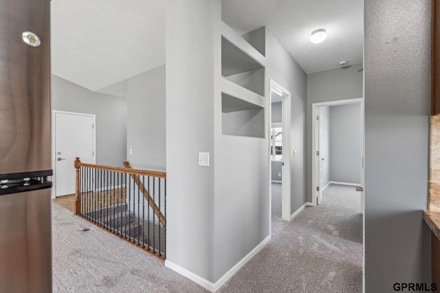 20715 Locust Street, Gretna, NE 68028