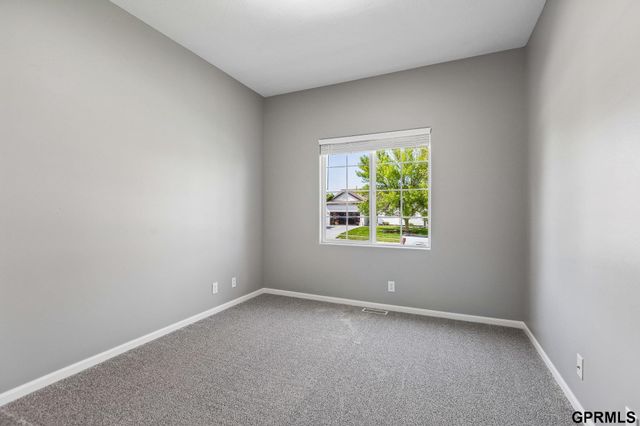 20715 Locust Street, Gretna, NE 68028