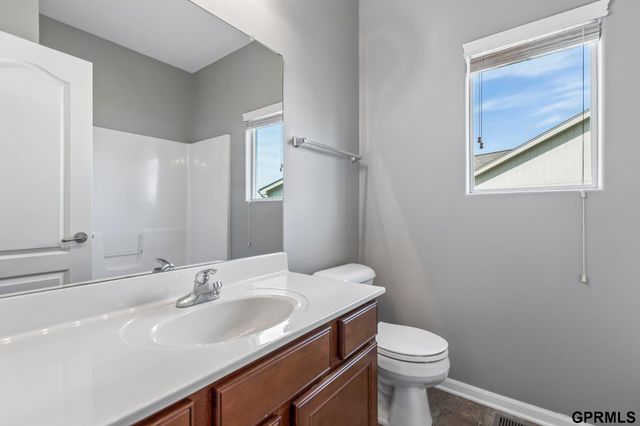 20715 Locust Street, Gretna, NE 68028