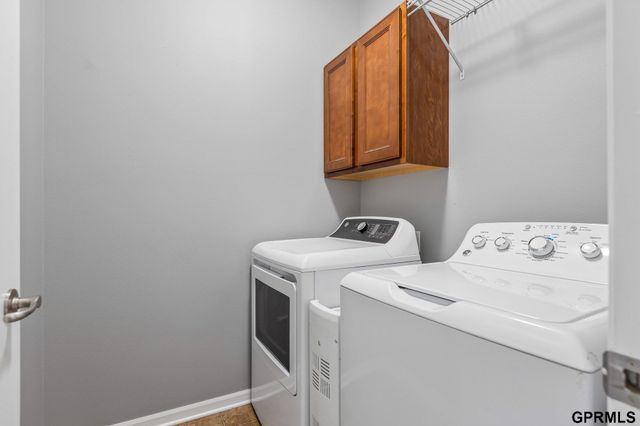 20715 Locust Street, Gretna, NE 68028