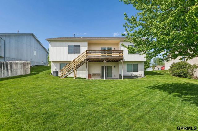 20715 Locust Street, Gretna, NE 68028