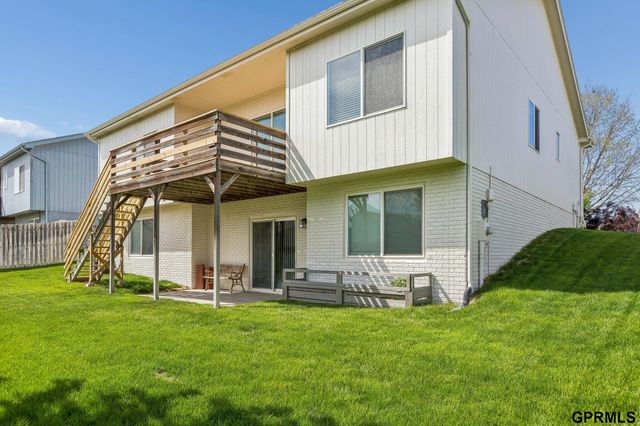 20715 Locust Street, Gretna, NE 68028