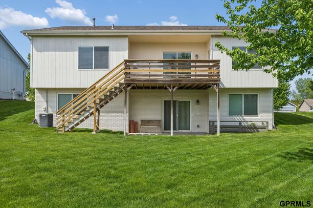 20715 Locust Street, Gretna, NE 68028
