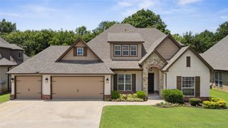 14338 S Hudson Avenue, Bixby, OK 74008
