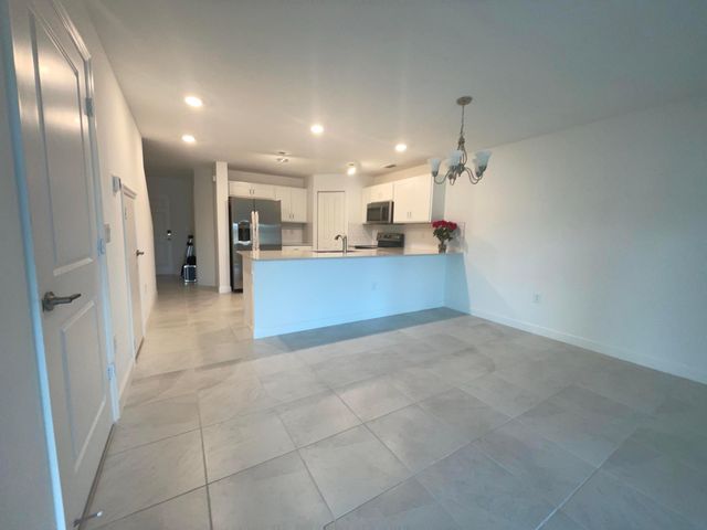6907 Broadwater Lane, Lake Worth, FL 33467
