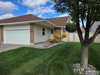 1427 Elk Creek Drive, Idaho Falls, ID 83404