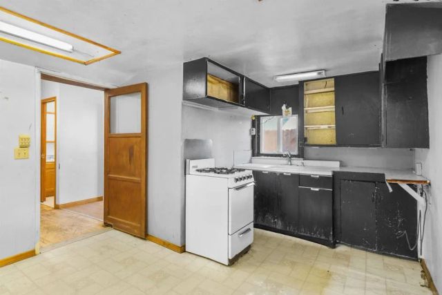 4084 Beyer Blvd, San Ysidro, CA 92173