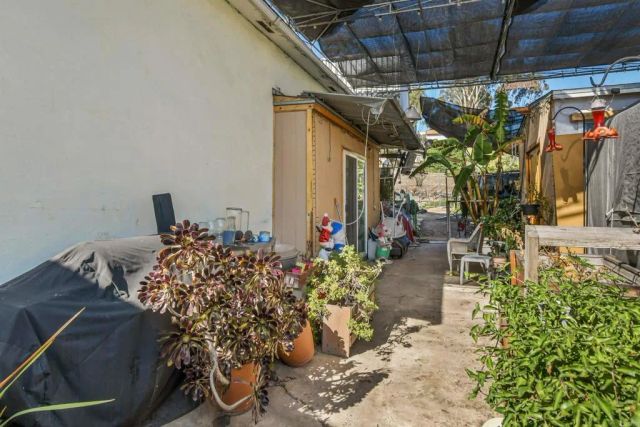 4084 Beyer Blvd, San Ysidro, CA 92173