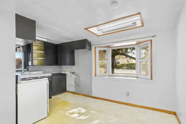 4084 Beyer Blvd, San Ysidro, CA 92173