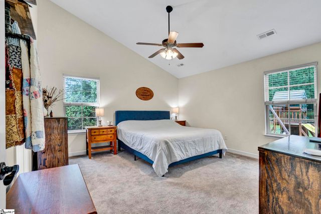 305 Bent River Drive, Inman, SC 29349