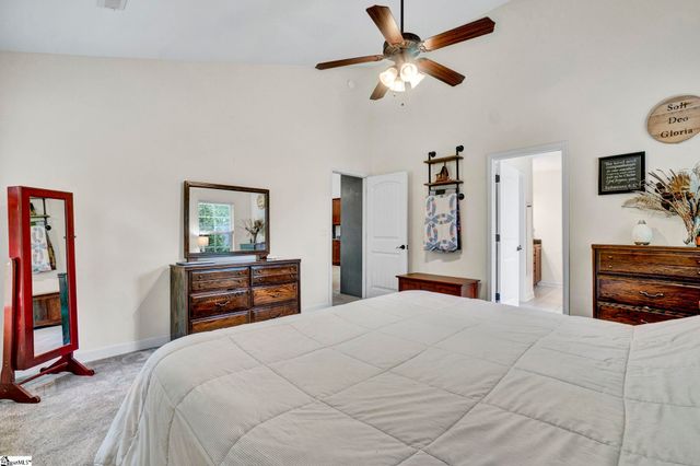 305 Bent River Drive, Inman, SC 29349