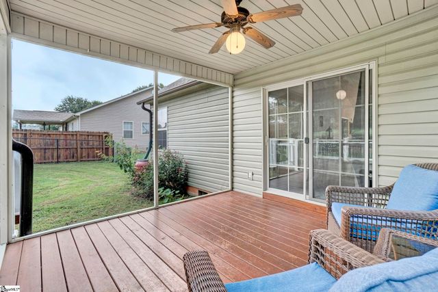 305 Bent River Drive, Inman, SC 29349