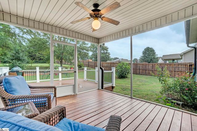 305 Bent River Drive, Inman, SC 29349