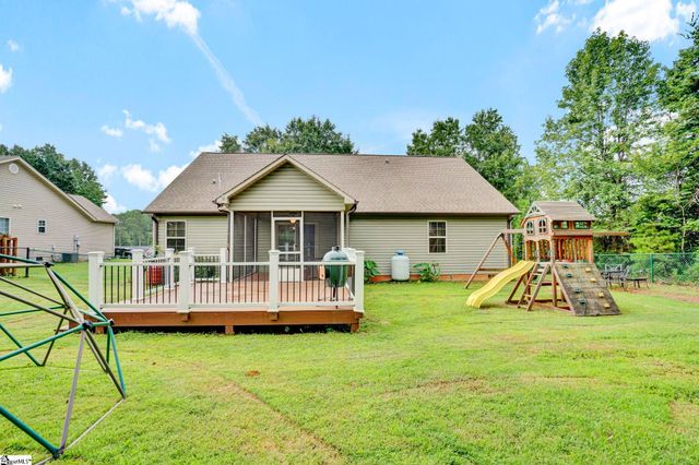 305 Bent River Drive, Inman, SC 29349