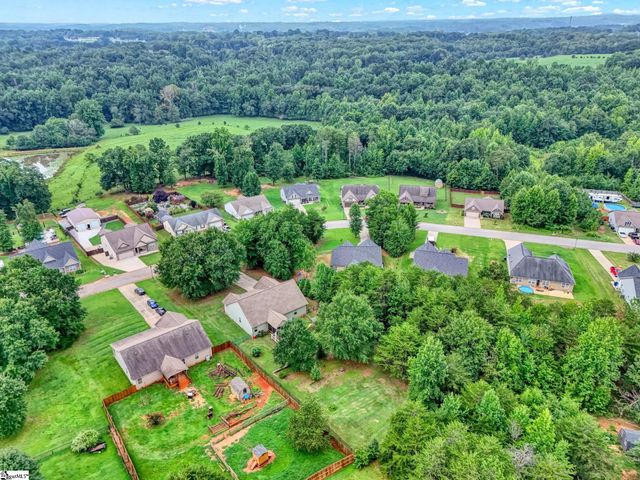 305 Bent River Drive, Inman, SC 29349