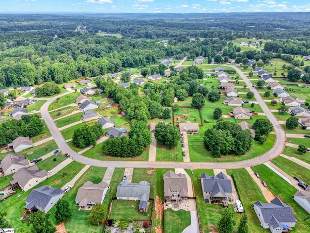 305 Bent River Drive, Inman, SC 29349