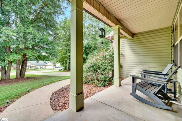 305 Bent River Drive, Inman, SC 29349