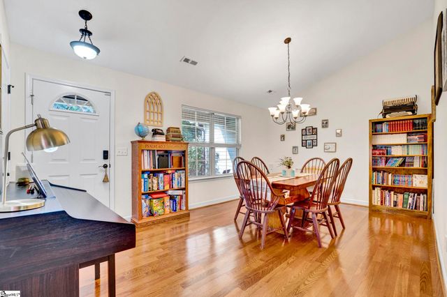 305 Bent River Drive, Inman, SC 29349