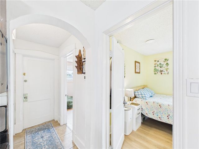 66 Grandview Ave, Tonawanda, NY 14223