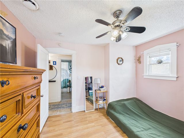 66 Grandview Ave, Tonawanda, NY 14223