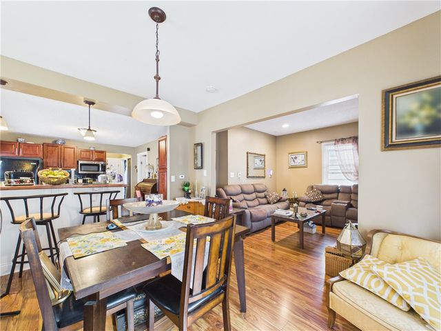 66 Grandview Ave, Tonawanda, NY 14223