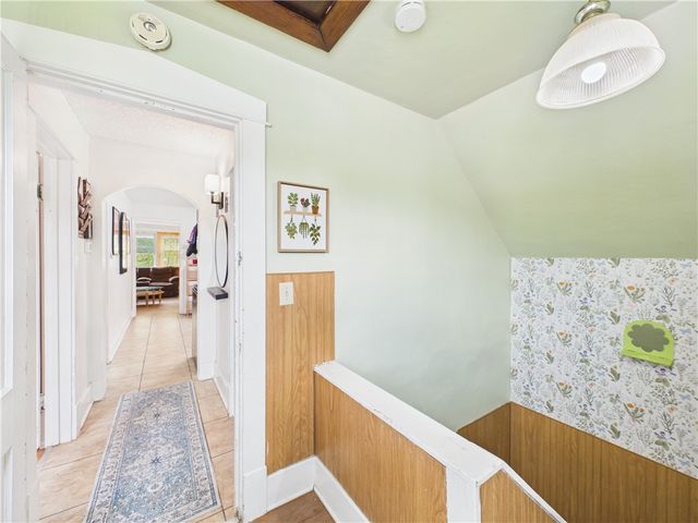 66 Grandview Ave, Tonawanda, NY 14223