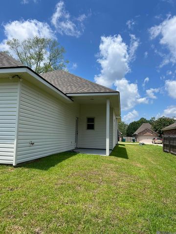 33606 Browning Rd, Denham Springs, LA 70706