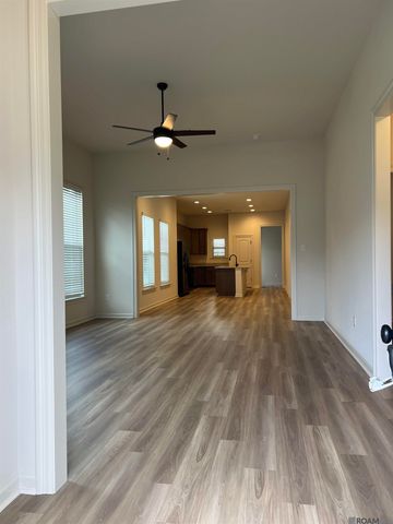 33606 Browning Rd, Denham Springs, LA 70706