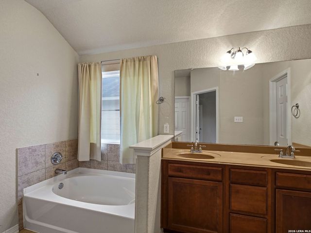 9835 Mill Path, San Antonio, TX 78254