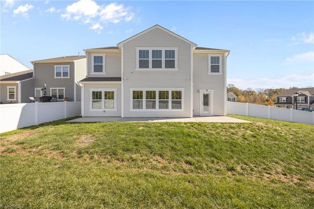 1624 Running Deer Drive, Kernersville, NC 27284