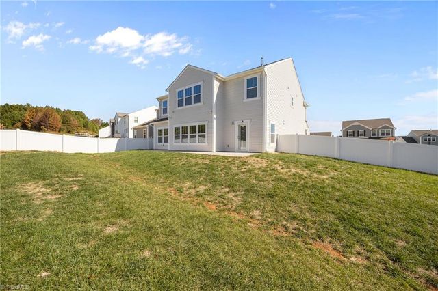 1624 Running Deer Drive, Kernersville, NC 27284