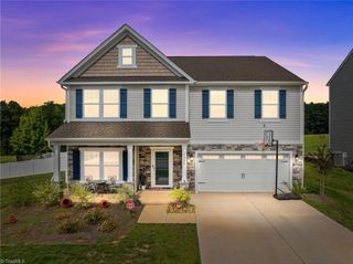 1624 Running Deer Drive, Kernersville, NC 27284
