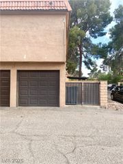 311 Brookside Lane B, Las Vegas, NV 89107