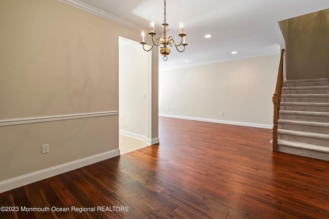 86 Deepwater Circle, Manalapan, NJ 07726