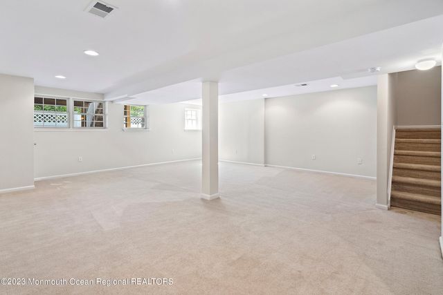 86 Deepwater Circle, Manalapan, NJ 07726